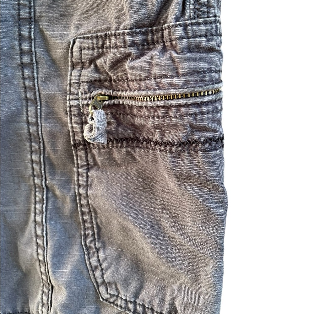 Eddie Bauer Cargo Capris Dark Steel Gray Size 6 Petite - Picture 7 of 10